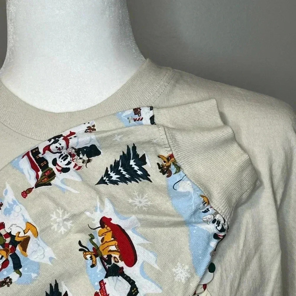 Disney 2021 Holiday Mickey and Friends Snow  Much Fun Spirit Jersey - Picture 8 of 16